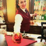 All'American Bar del Caffè Florian: lo spritz è servito in un bicchiere Old Fashioned come da antica tradizione