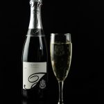 Dalle migliori colline situate a nord della provincia di Treviso, nascono i migliori vigneti di Prosecco che producono un’uva che viene raccolta manualmente a inizio Ottobre e che dà vita al Prosecco di Valdobbiadene Superiore D.O.C.G. a marchio Florian.